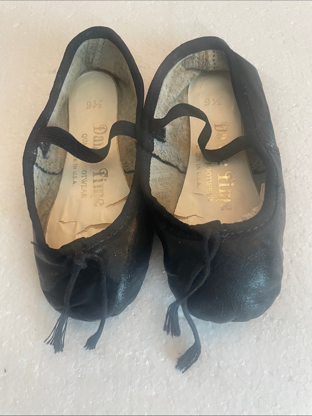 Dance time Black leather Ballet slippers shoes Flats elastic strap girls 9 1/2